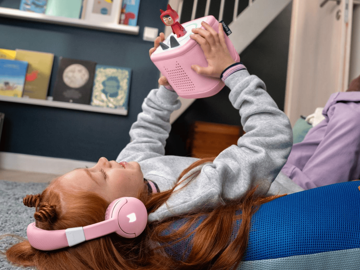Bluetooth Headphones: Cloud Pink