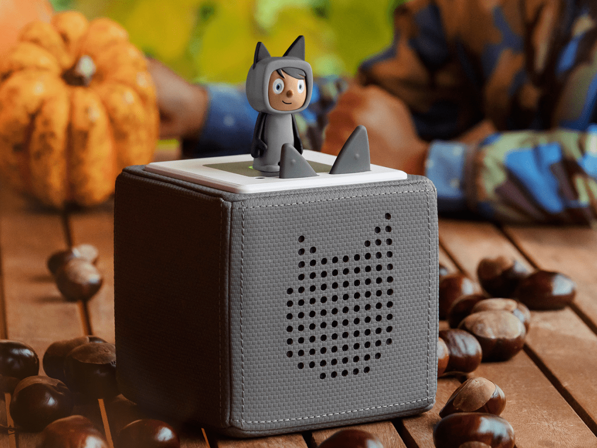 Gray with Medium Hue Creative-Tonie