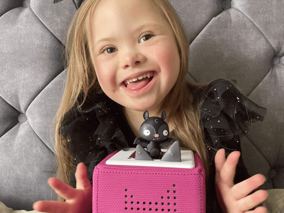 Favorite Children's Songs: Halloween & Spooky Songs Tonie