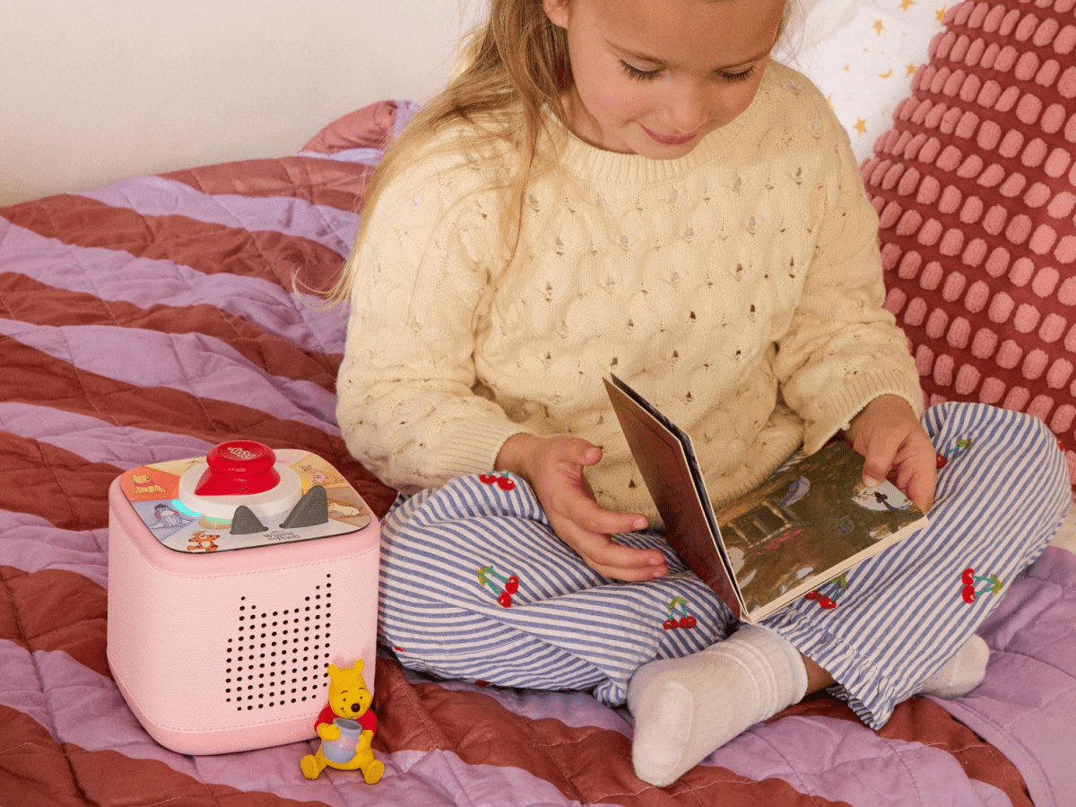 Disney Winnie the Pooh Toniebox 2 Play Set - Cloud Pink